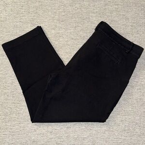 👖 LOFT Women’s Black Capri Trousers